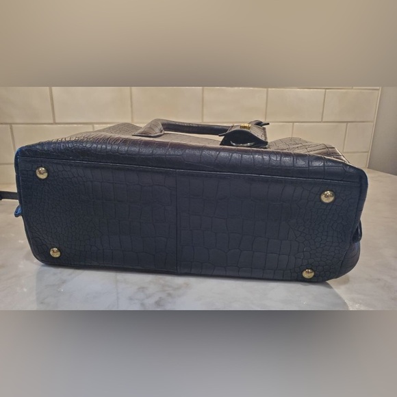 Antonio Melani crocodile embossed leather bag removable zip bag & should… - Picture 3 of 16